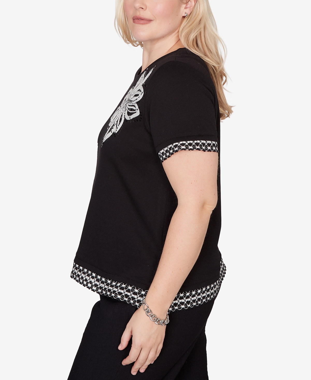 Alfred Dunner Petite Crowd Pleaser Flower Sequin Lace Border T-shirt