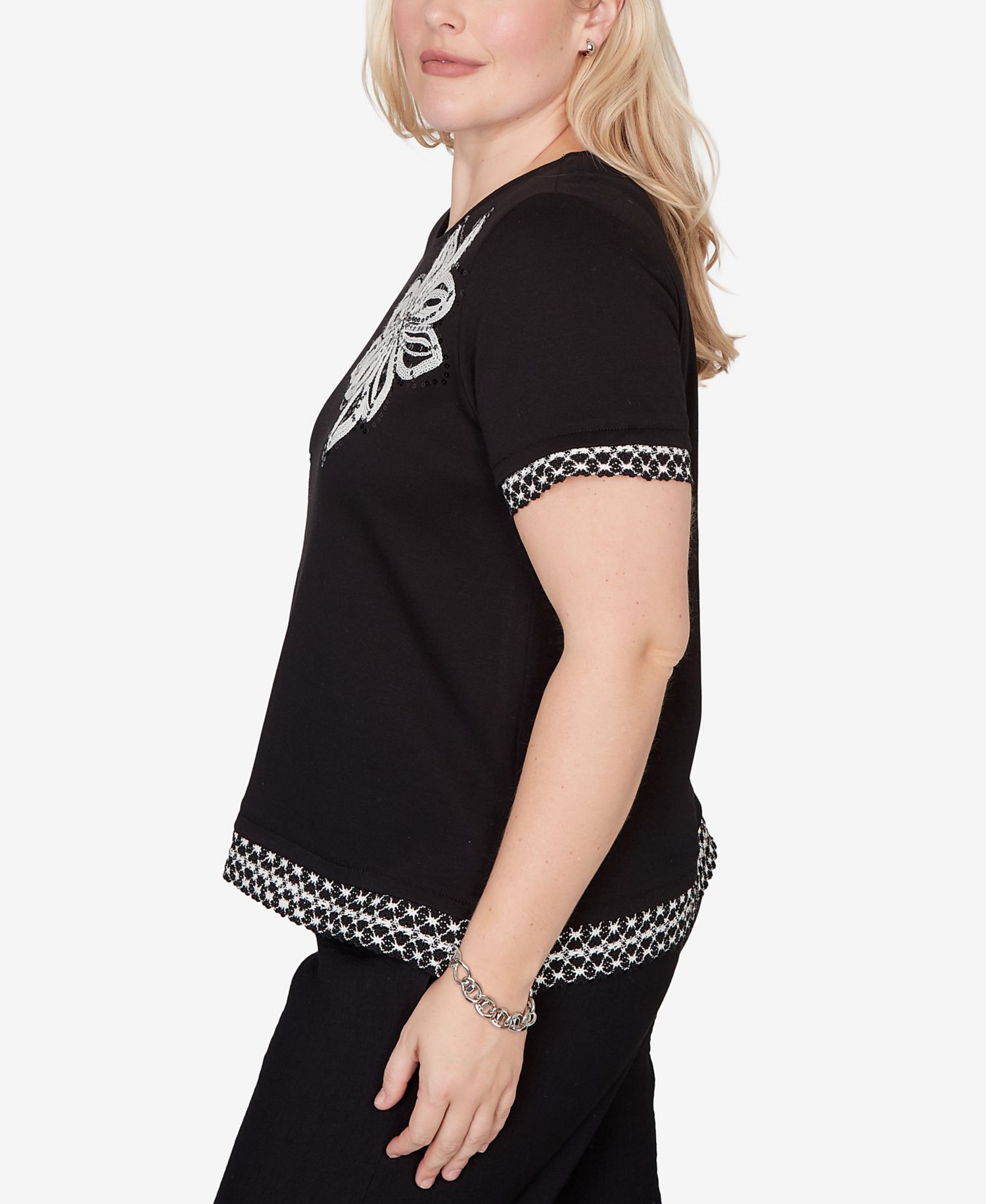 Petite Crowd Pleaser Flower Sequin Lace Border T-Shirt