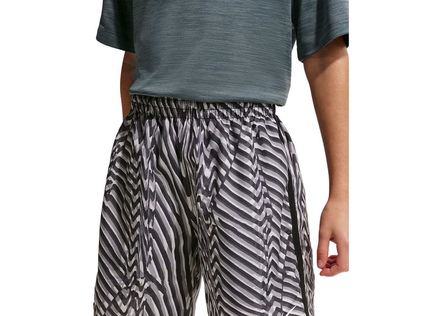 Тканые тренировочные шорты Dri-FIT для мальчиков 8-20 лет