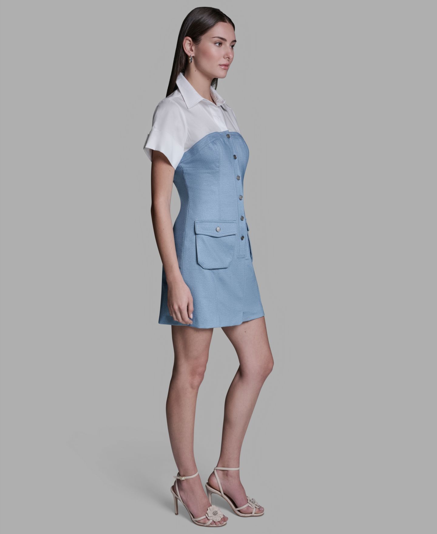 Женское платье BCBG Collared Neck Short-Sleeve Mini, цвет: Шамбре синий / Белый — фото 3