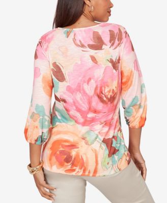 Petite Scalloped Neck Bold Floral Knit Top