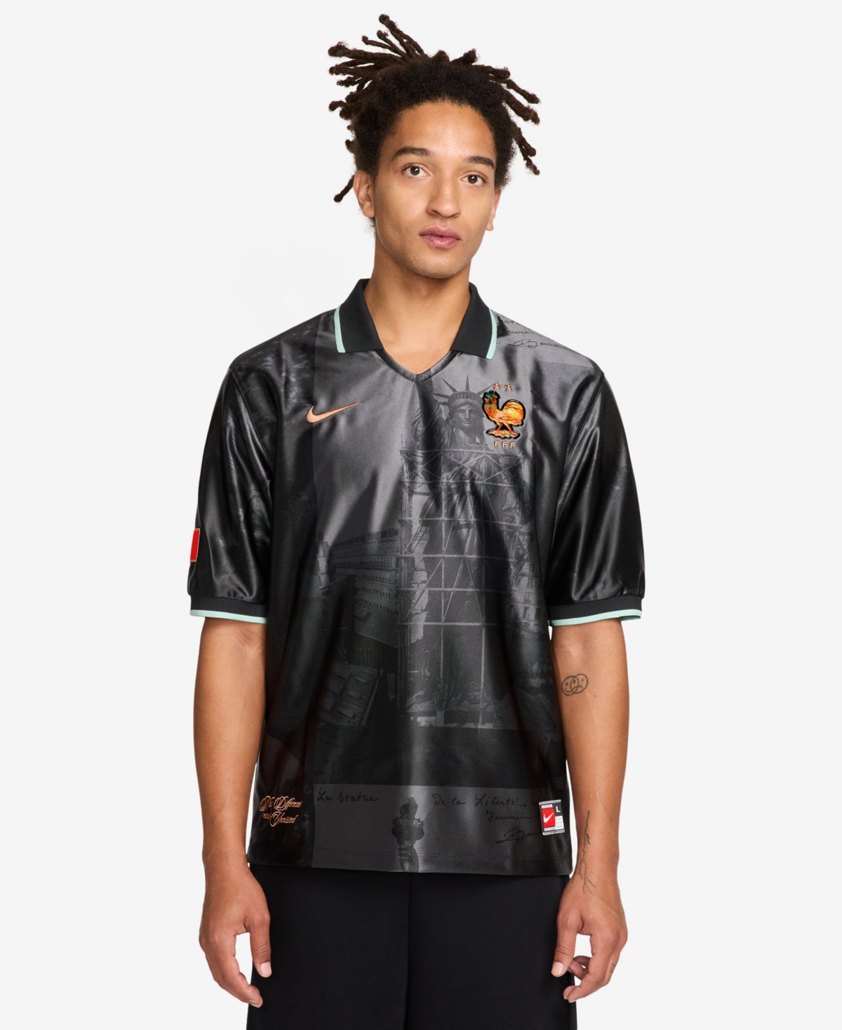 Nike Men's Short-Sl… - image