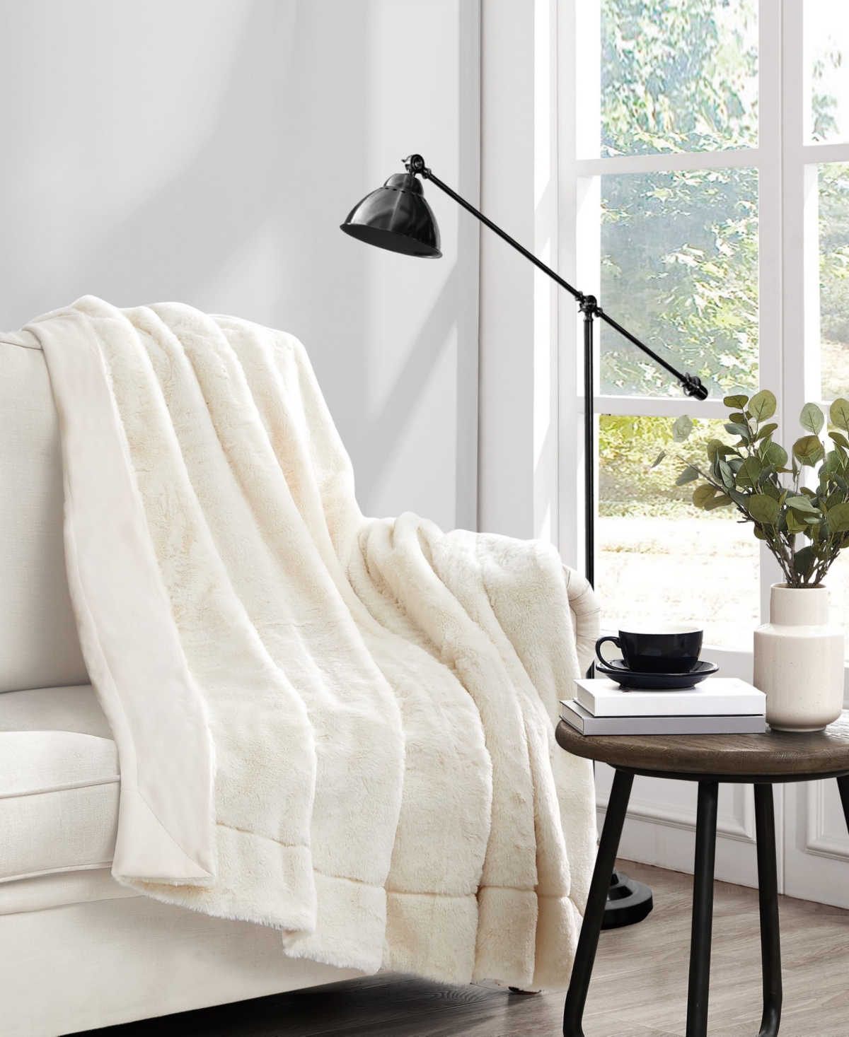 Vince Camuto Soft Faux Fur Throw in Gift Box, 60" x 70"