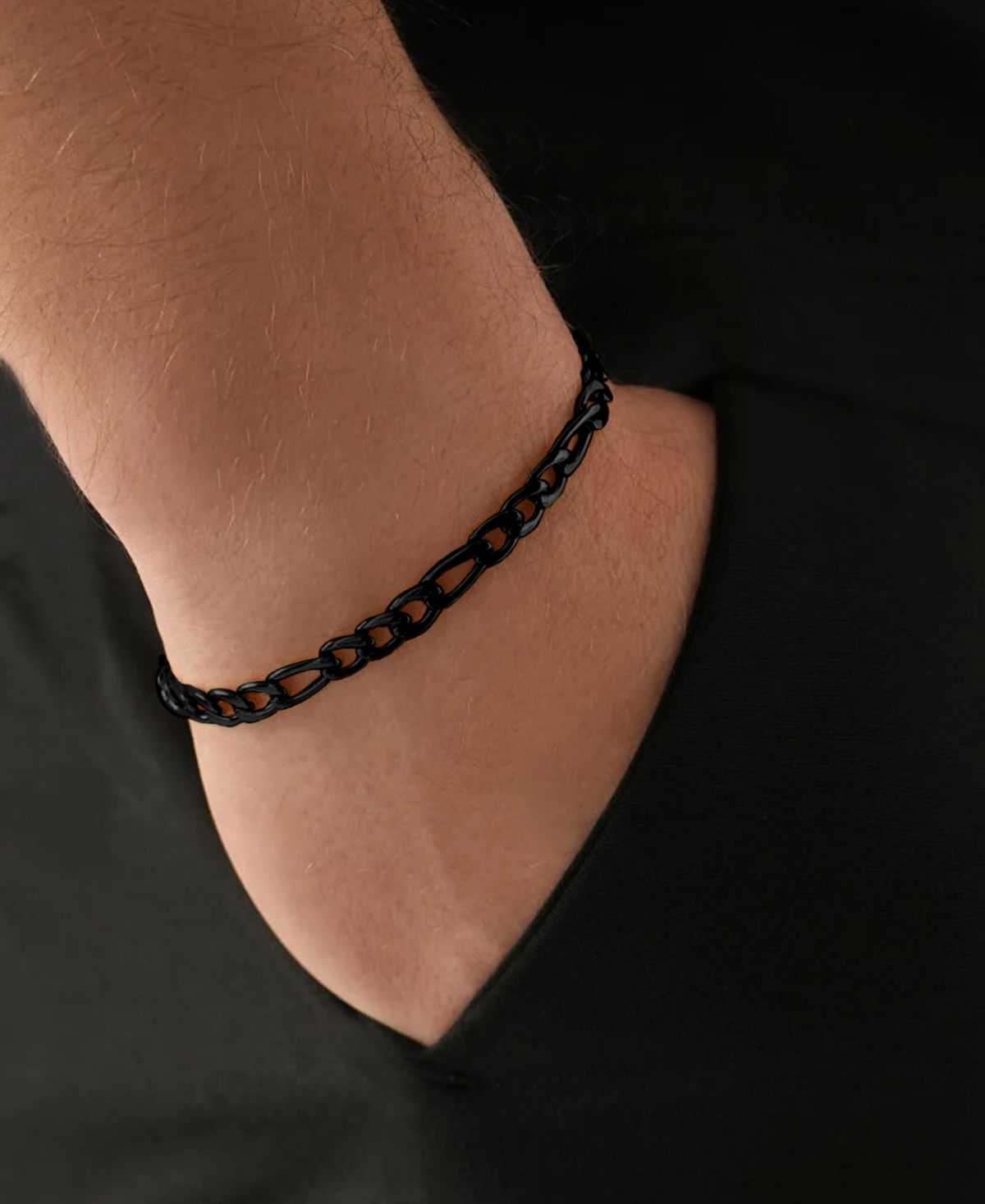 Rhona Sutton Men's Stainless Steel Black Plated Figaro Chain Bracelet