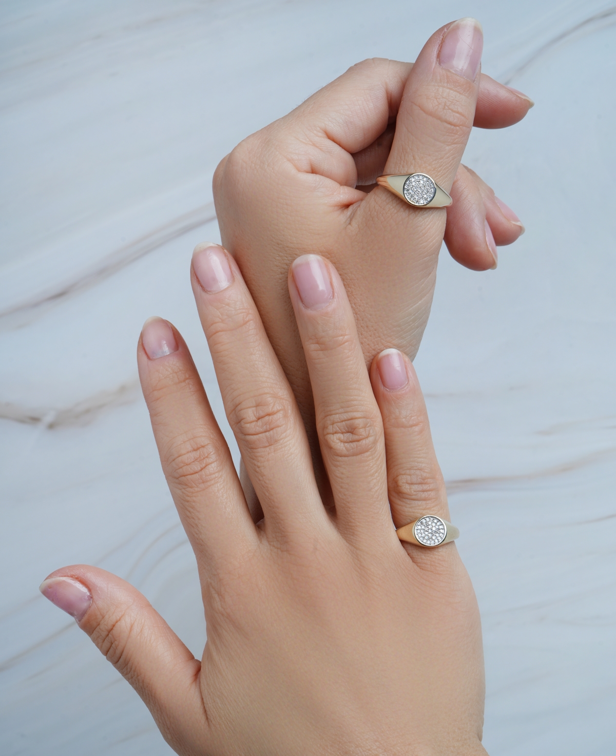 Wrapped Diamond Circle Ring (1/6 ct. t.w.) 10K Yellow Gold with White Rhodium