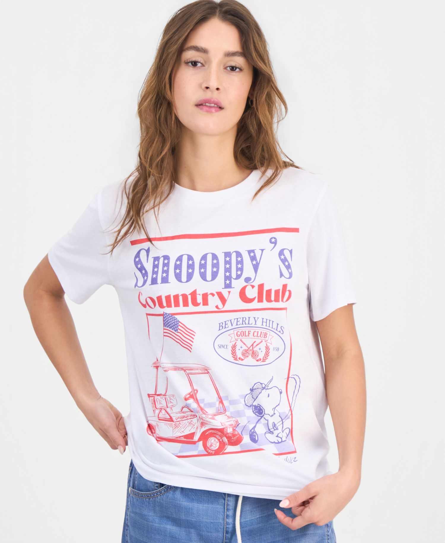 Juniors' Snoopy Country Club Graphic Print T-Shirt