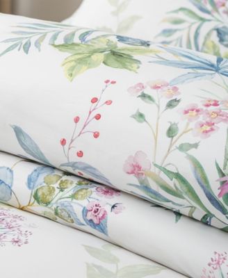 Home Seraphine Blooms Reversible 2-Pc. Comforter Set, Twin