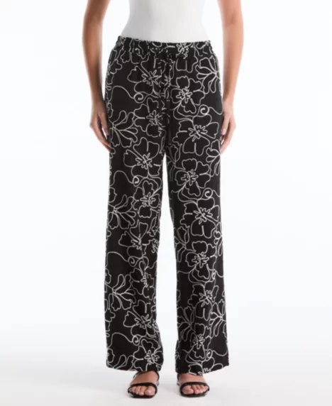 Petite Floral Embroidered Drawstring Pants - Black