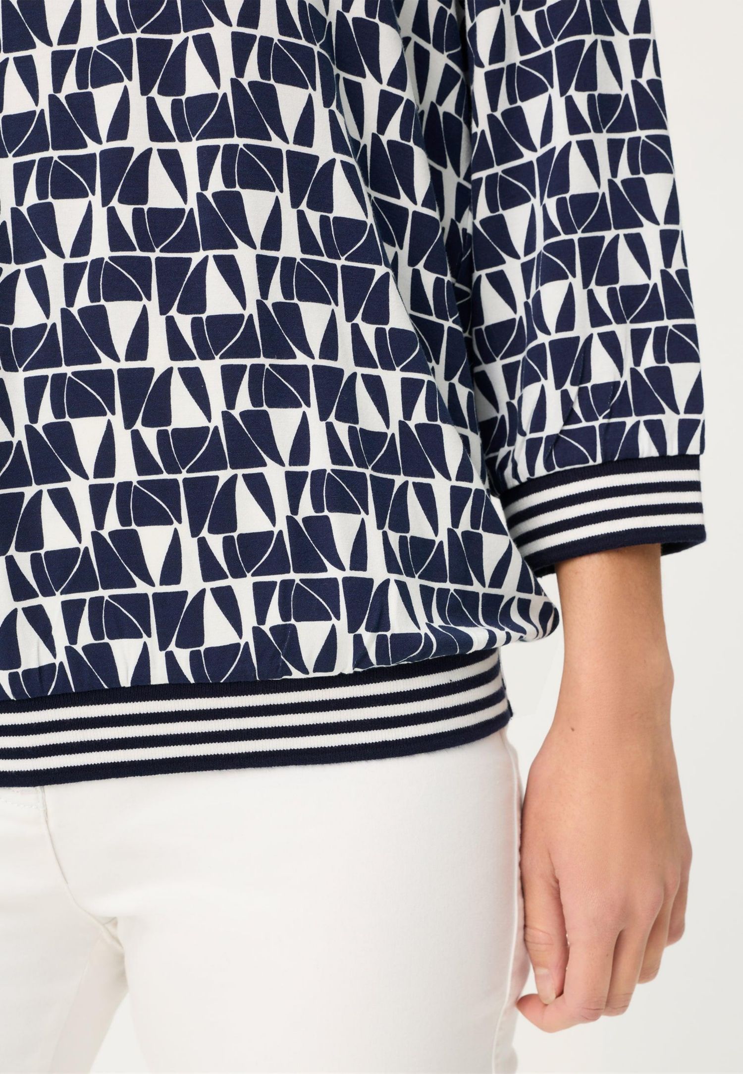 Women's Allover Geo Print T-Shirt with Stripe Trim