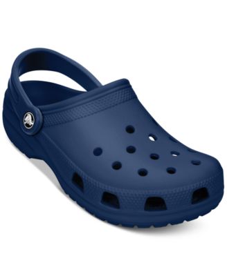 shoe stores with crocs