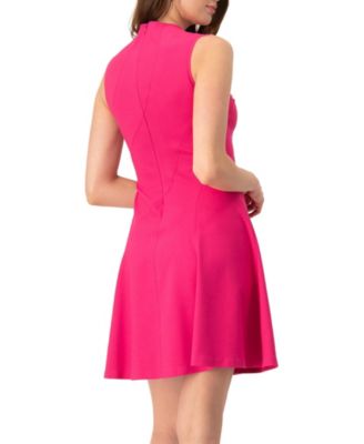 Women's Sleeveless Shift Dress