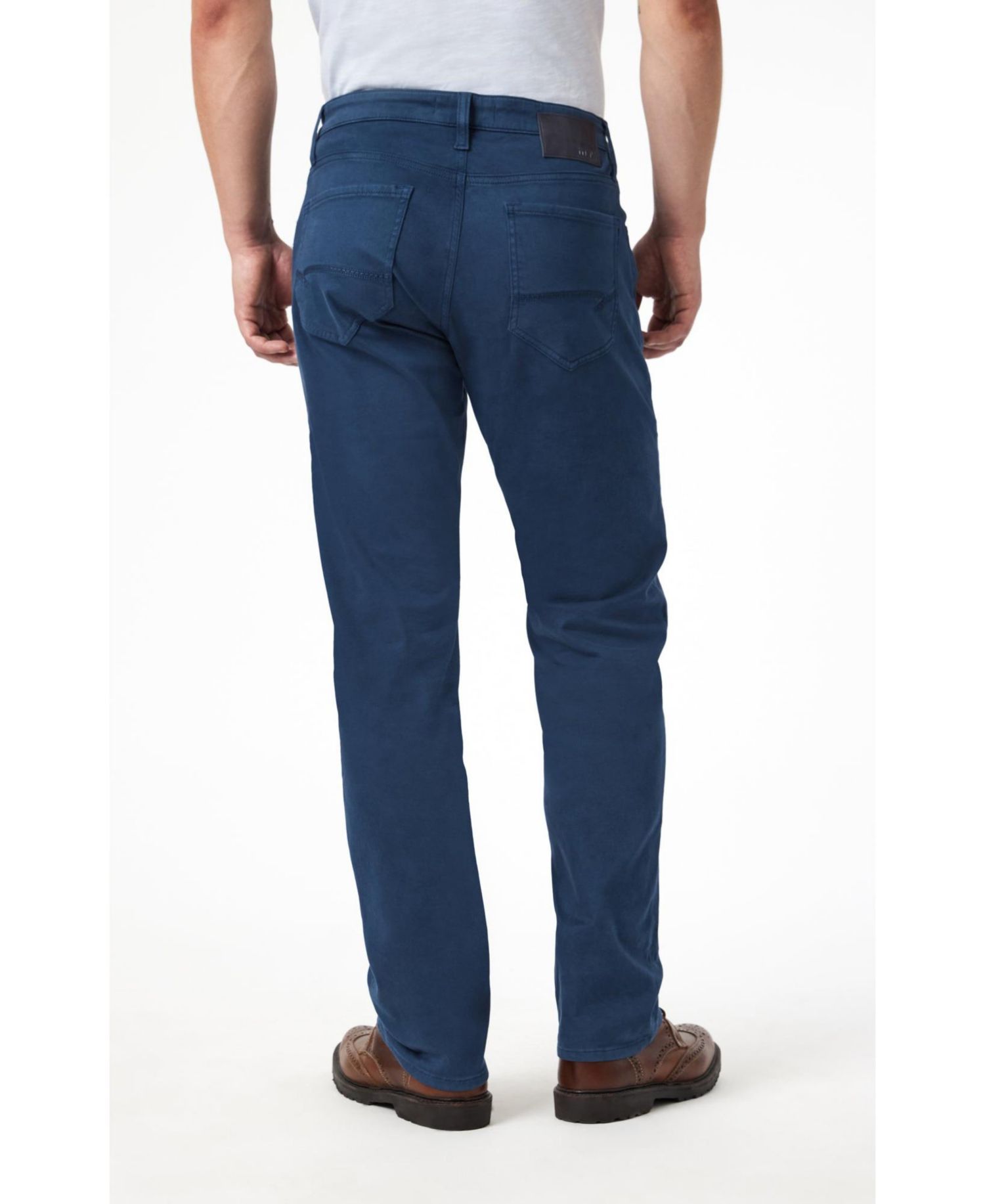 Men's Zach Straight Leg In Sky Casual Twill Pants