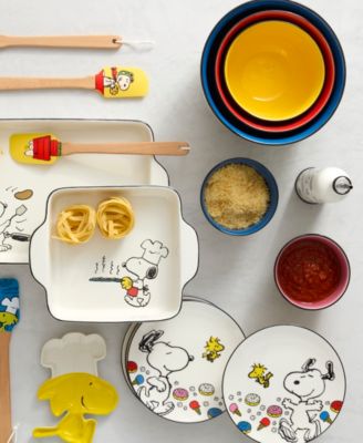 Chef Snoopy 11 oz. Oil Bottle