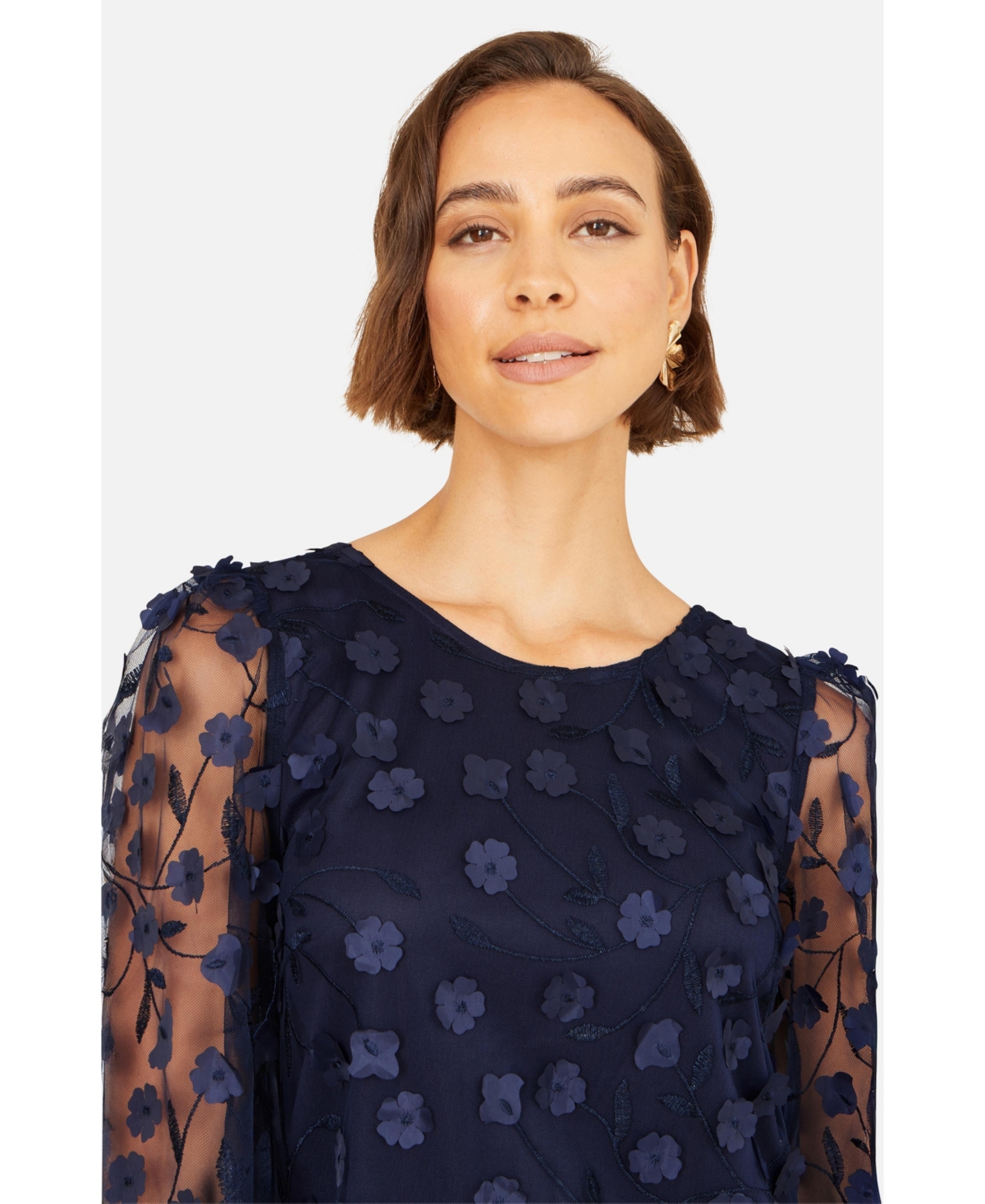 Yumi Women's Long Sleeve Floral Applique Tunic Dress