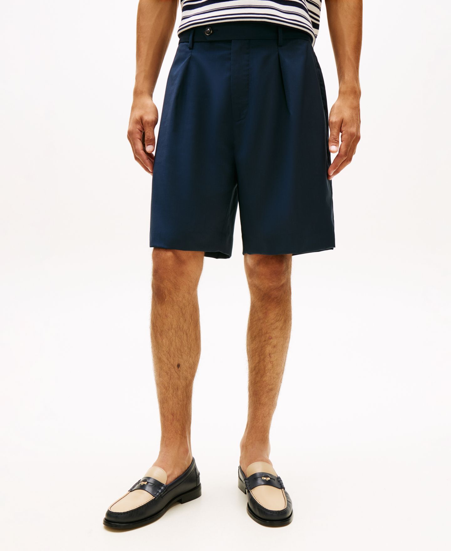 Мужские шорты Tommy Hilfiger 10" Summer Wool Regular-Fit Dress Shorts, цвет: Тёмно-синий — фото 1