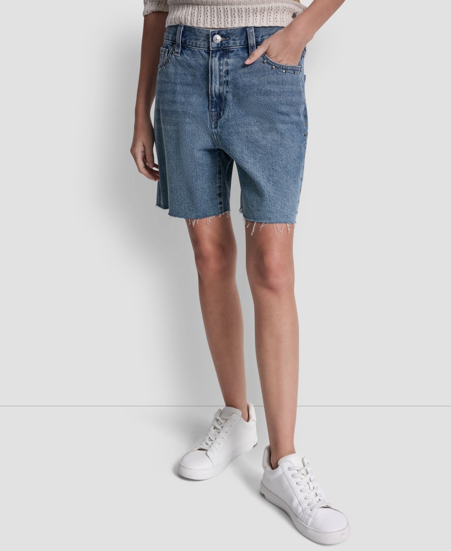 Women's Mid-Rise Relaxed Shorts