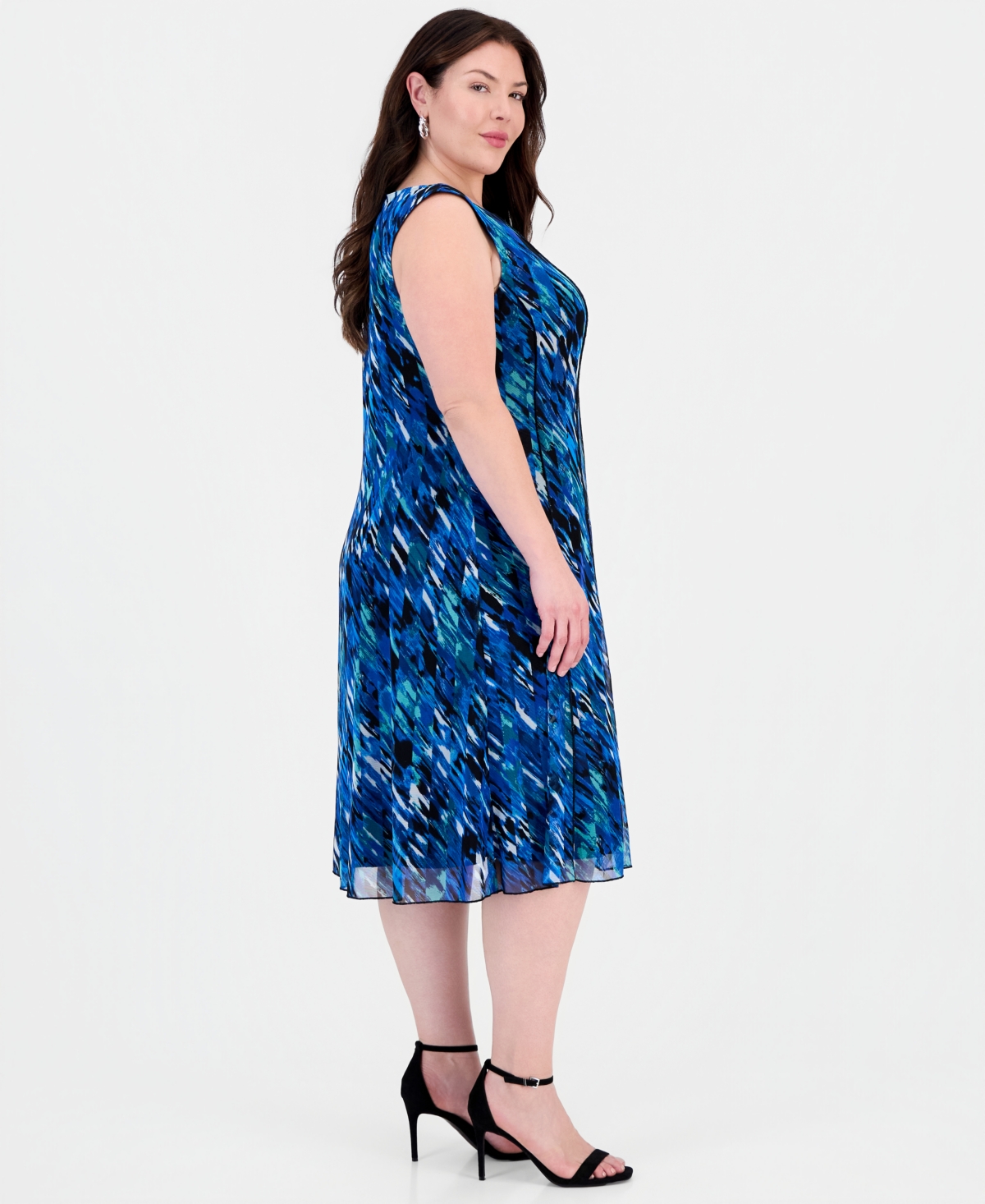 Connected Plus Round-Neck Sleeveless Dress