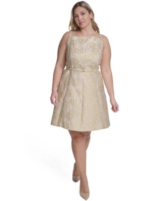 Plus Size Brocade Square Neck Sleeveless Dress