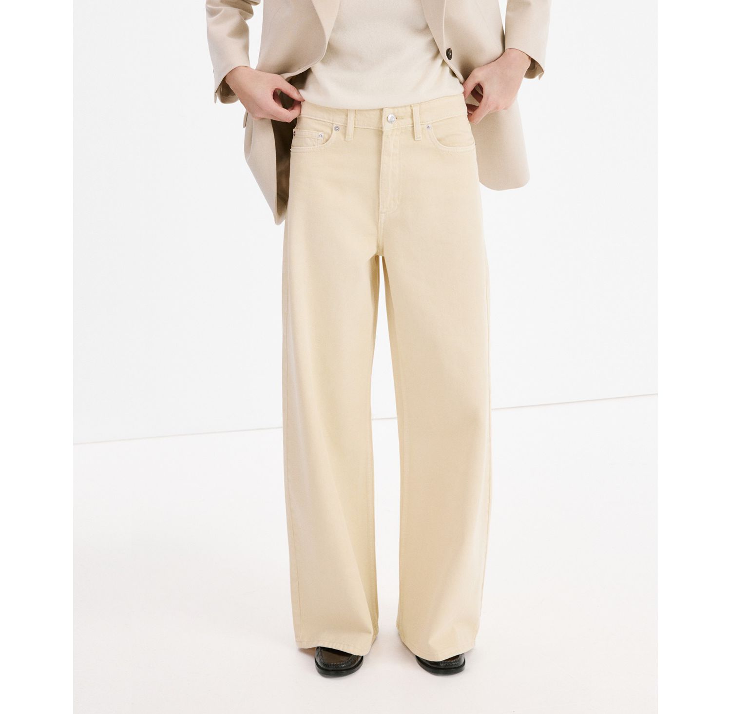 Women's Wide Leg Mid-Rise Jeans