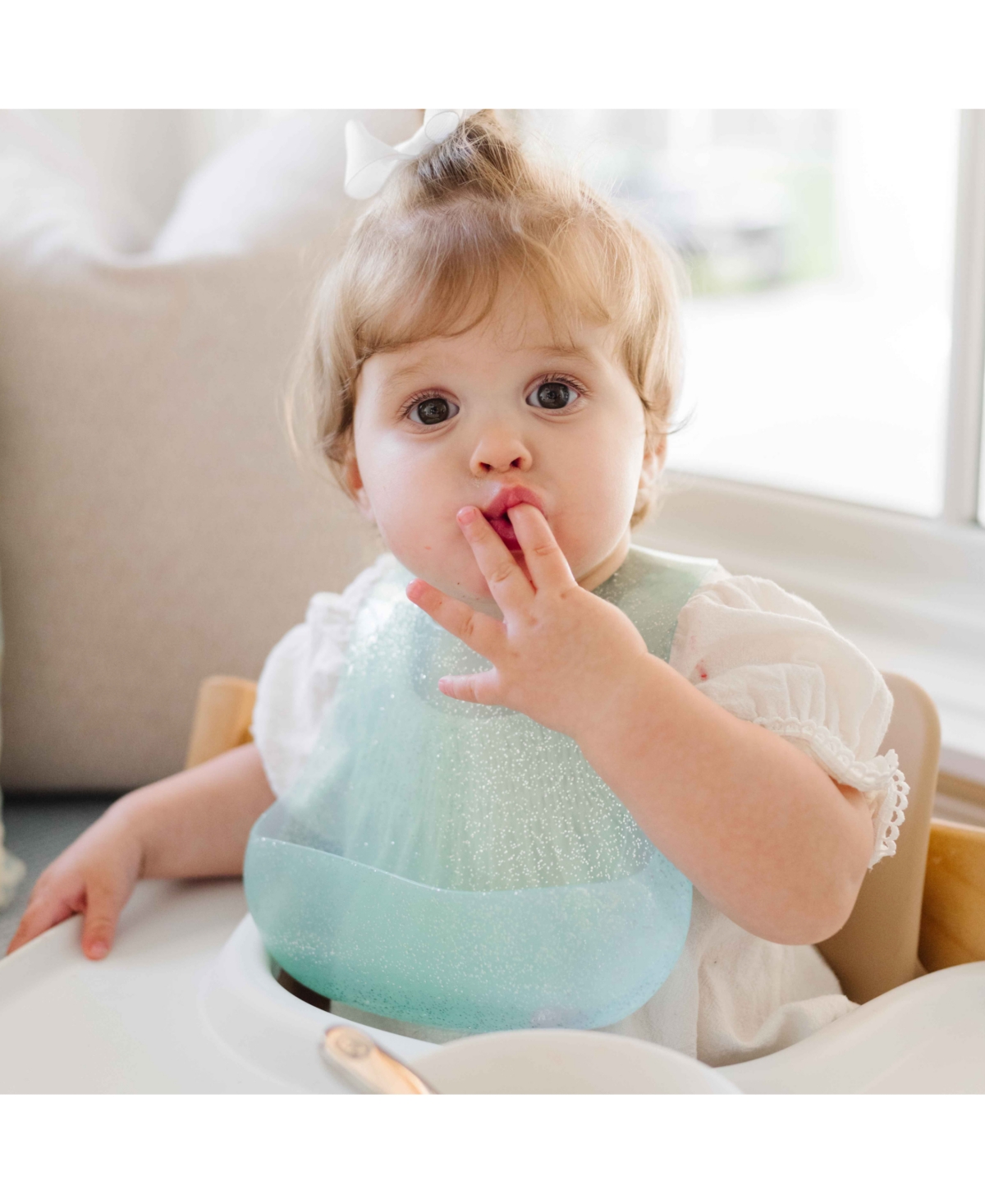 Babynetic Baby Jelly Magnetic Silicone Bib