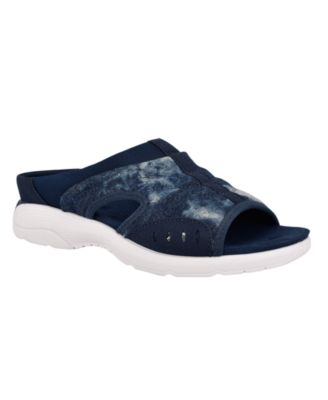 Women's Traciee Lightweight Flat Easy-On Sandals