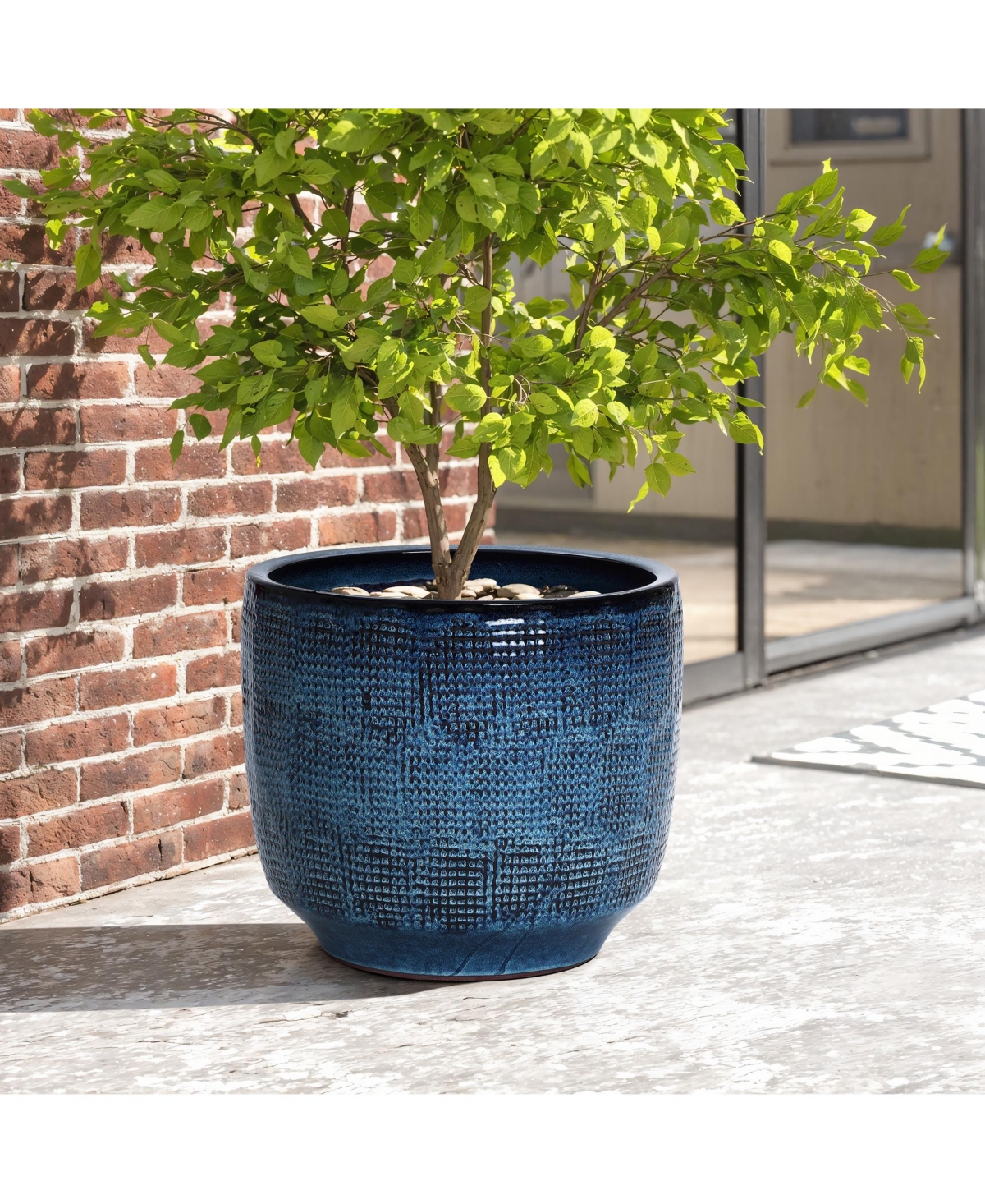 LuxenHome Ocean Blue -Inch Round Ceramic Planter