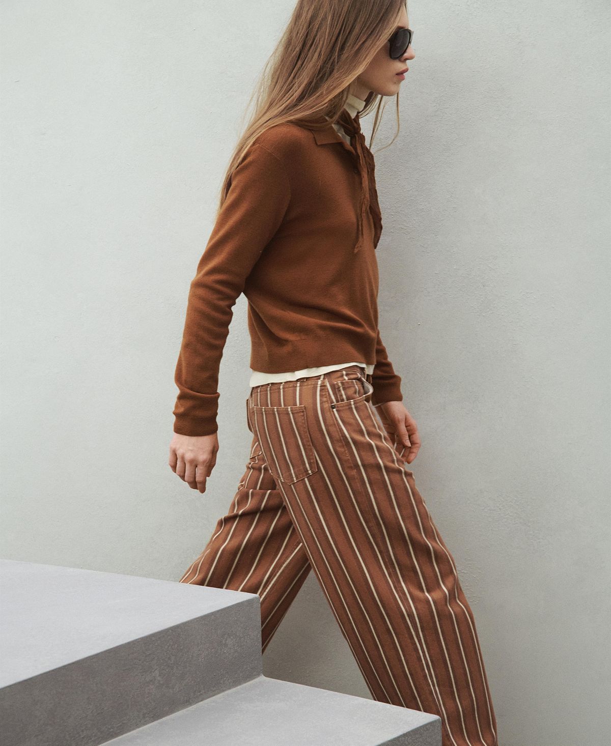 Mango Women's Straight Striped Jeans view 3 — MAYCSS fashion products