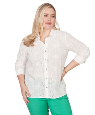Petite Resort Living Eyelet Palm Tree Button-Front Collared Top