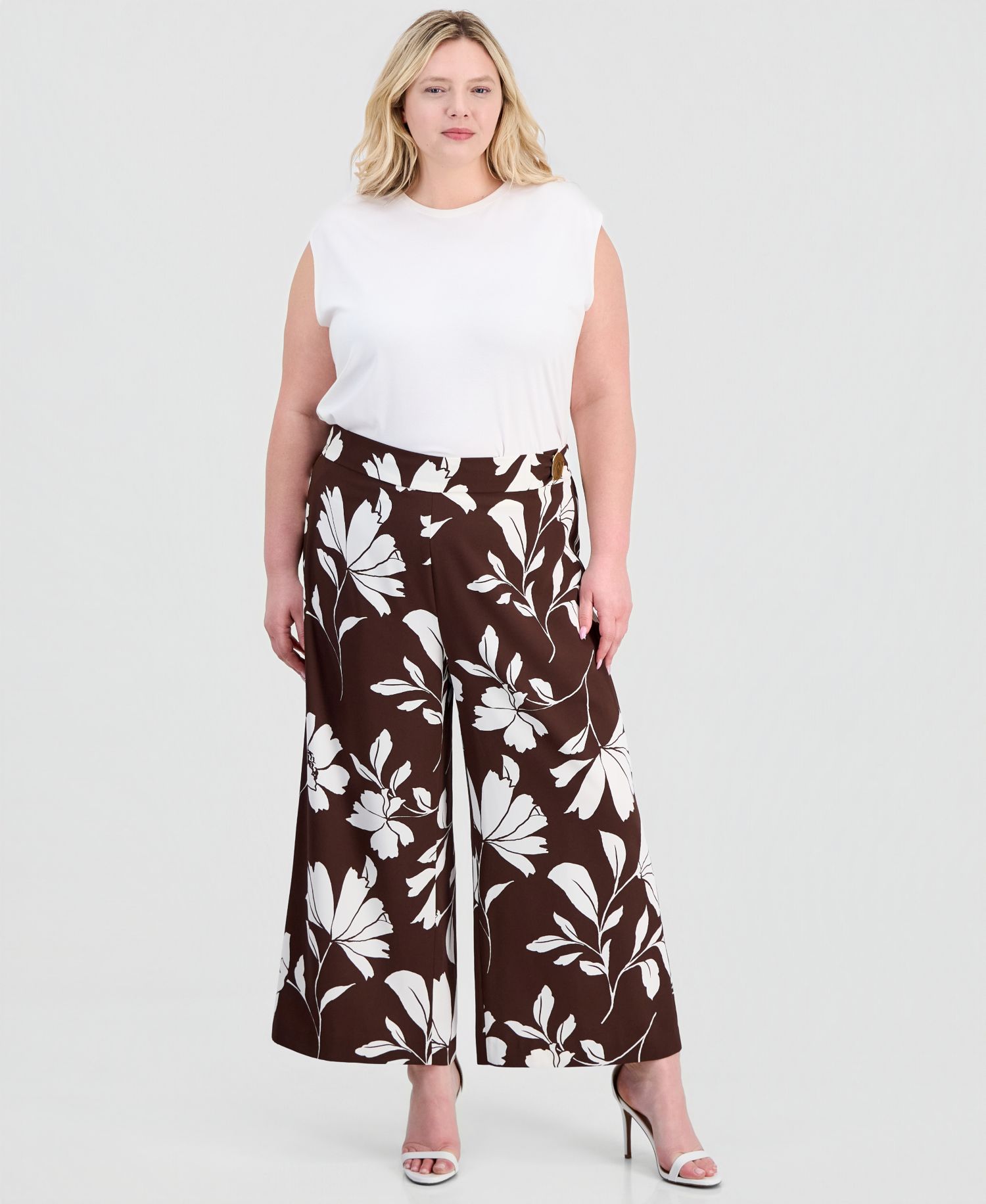 Plus Size Hardware Pull-On Crop Pants