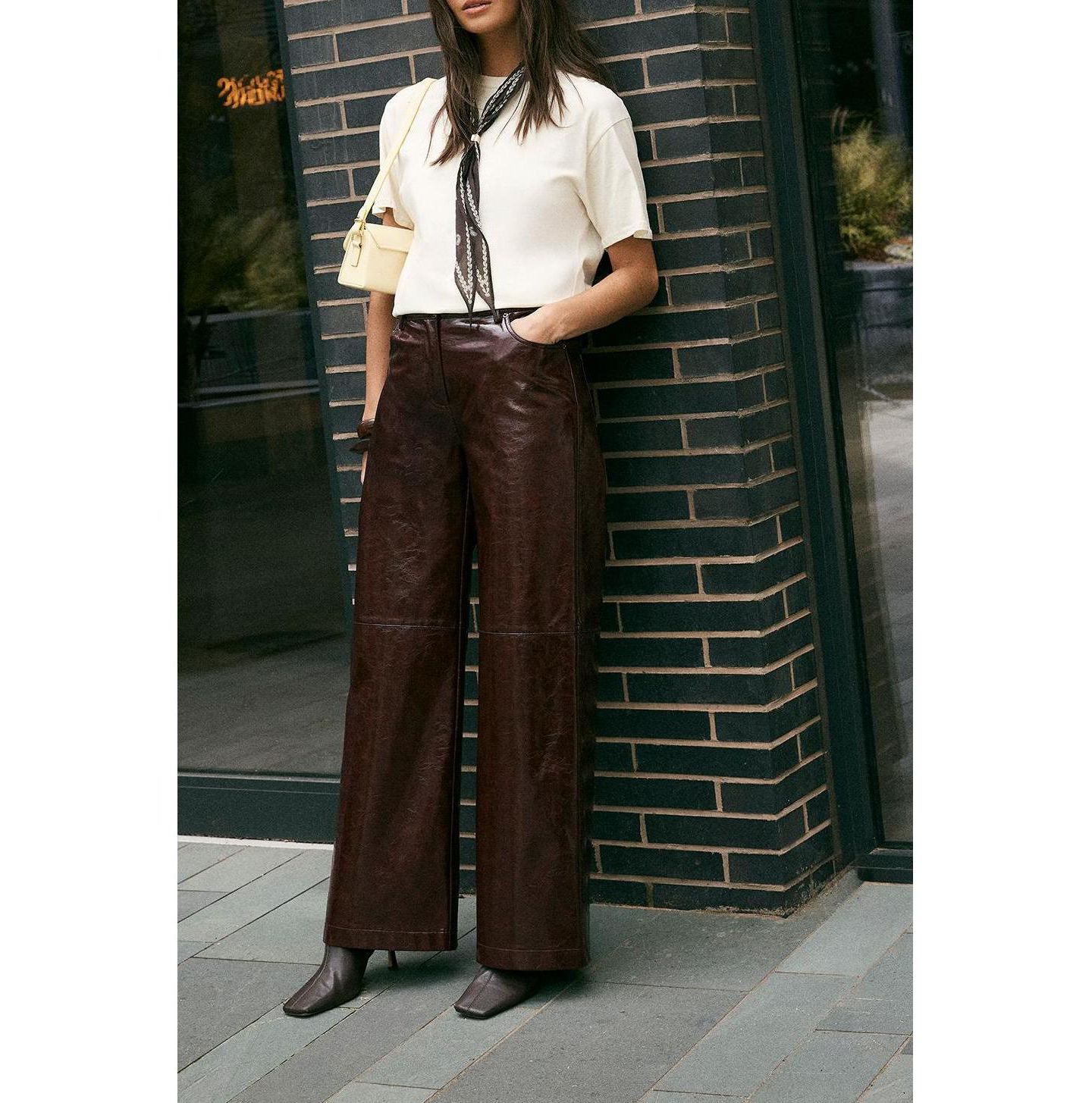 Женские брюки Nasty Gal High Shine Faux Leather Slouch, цвет: Бордовый — фото 5