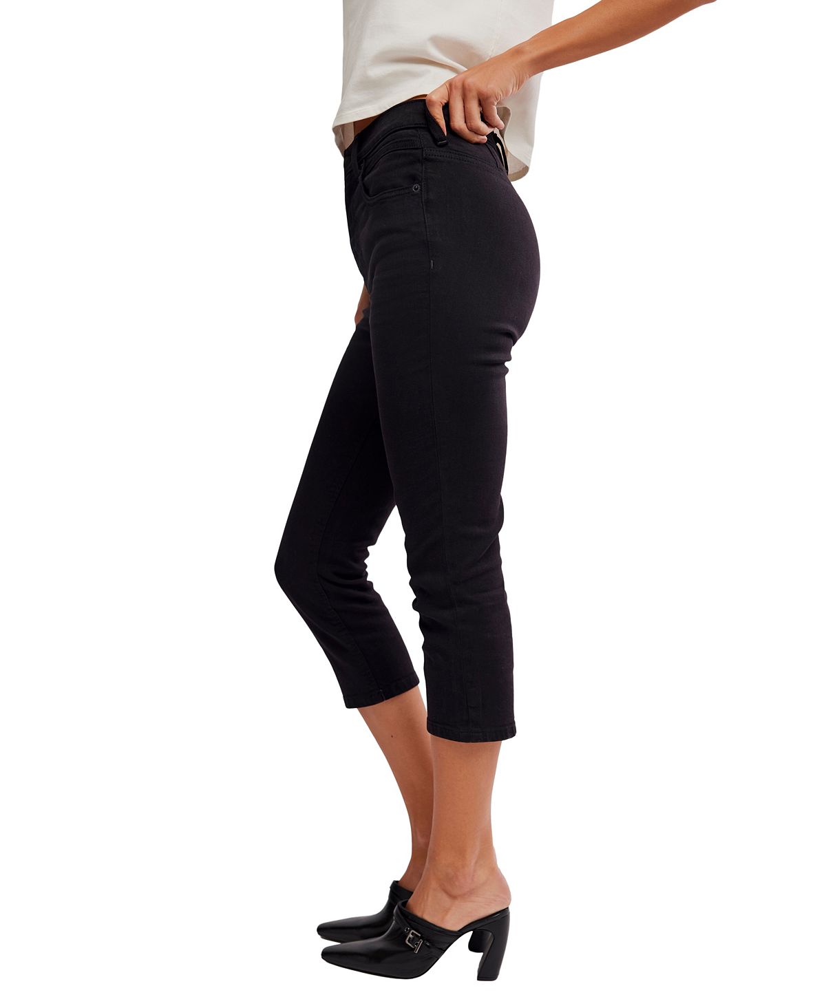 Free People Women's Slim-Fit Cropped Jeans view 3 — MAYCSS fashion products