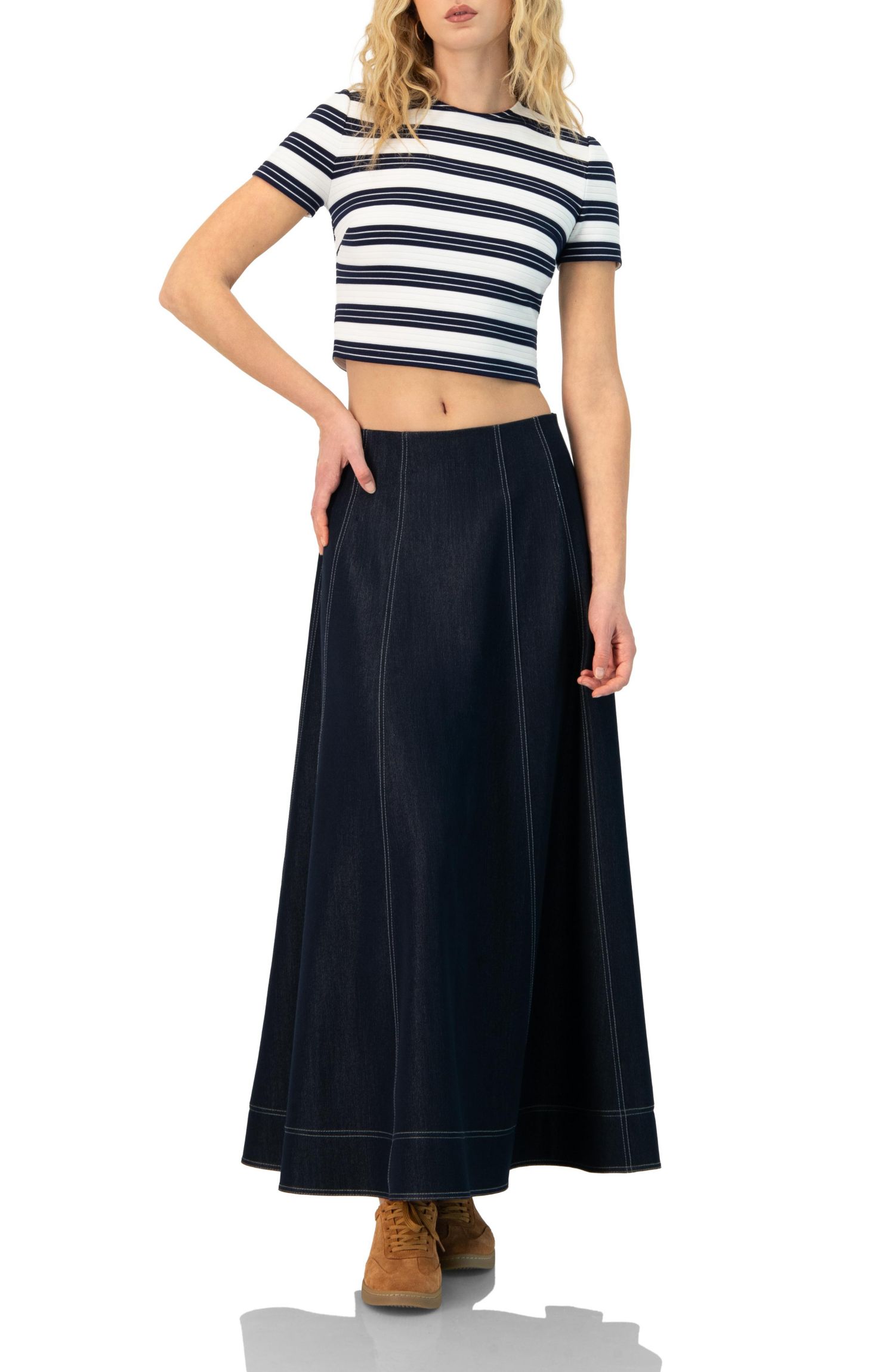 Women's Striped Short Sleeve Round Neck Crop Top