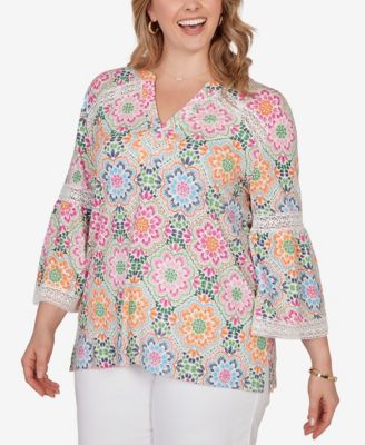 Plus Size Medallion Print Lace Detail Knit Top
