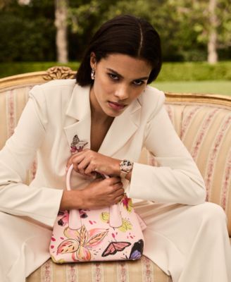 Women's Notch-Lapel Three-Button Blazer 