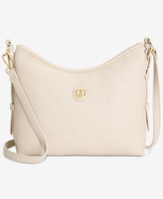 Pebble Soft Medium Shoulder Bag