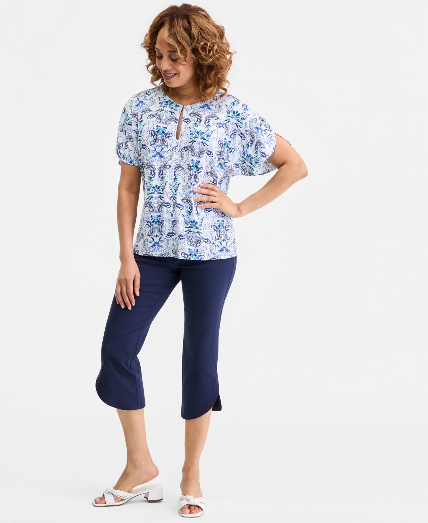 Женский топ JM Collection Short Dolman-Sleeve Printed Keyhole Knit Top, цвет: Яркий белый — фото 2