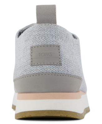 Women's Resident Plus Lace-Up Sneakers