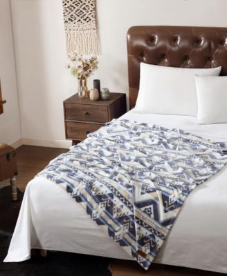 Jesse Printed Plush Throw, 70" X 50"