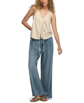 Women's Lace Yoke V-Neck Top