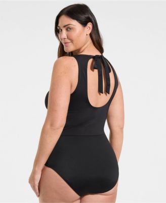 Plus Size Tugless Portrait Back Set