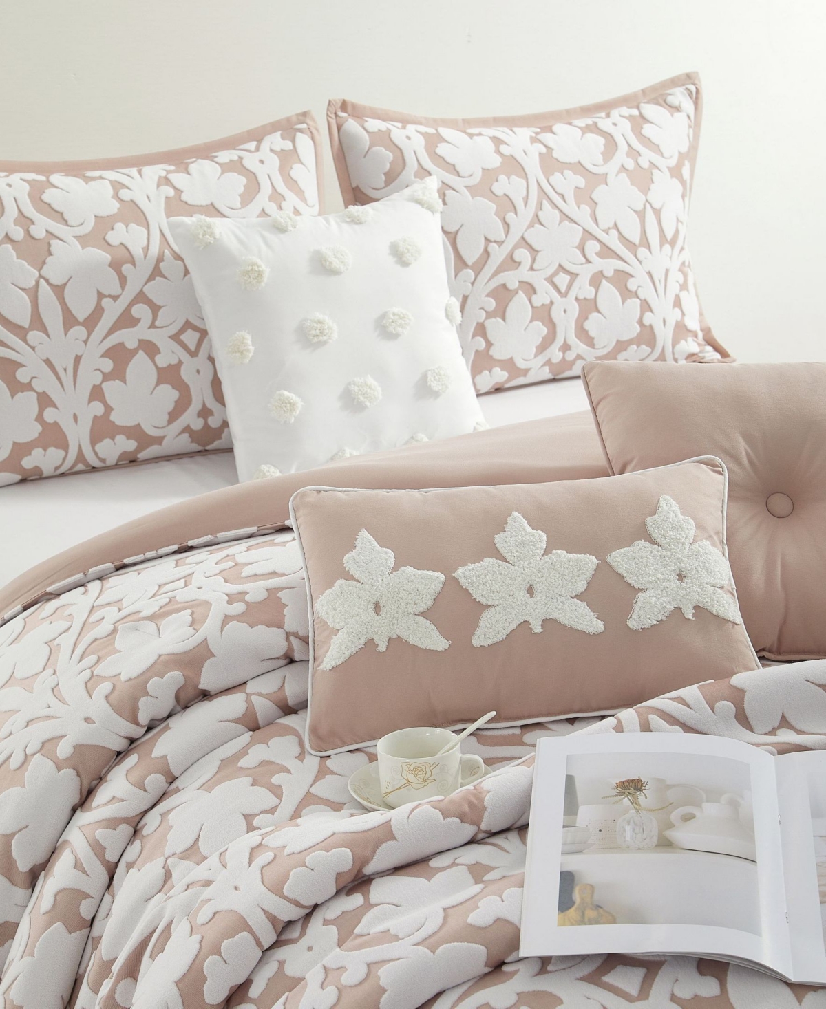 Stratford Park Adissa Floral 7-Pc. Comforter Set