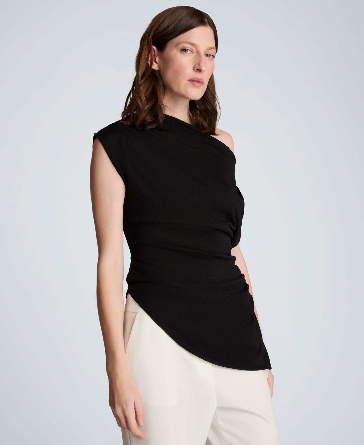 Женский топ Kenneth Cole Asymmetrical Drape Short-Sleeve, цвет: Чёрный — фото 3