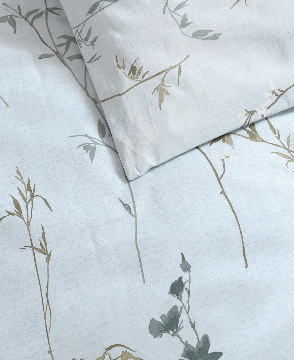 Calvin Klein Wildflower Botanical 3-Pc. Duvet Cover Set