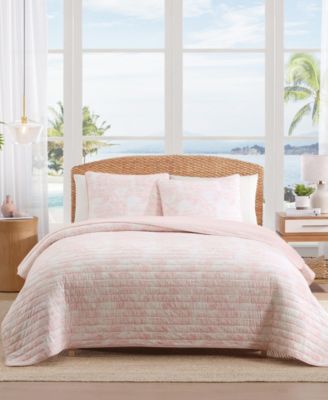 Beach Bluff Toile Cotton Reversible Quilt Sets