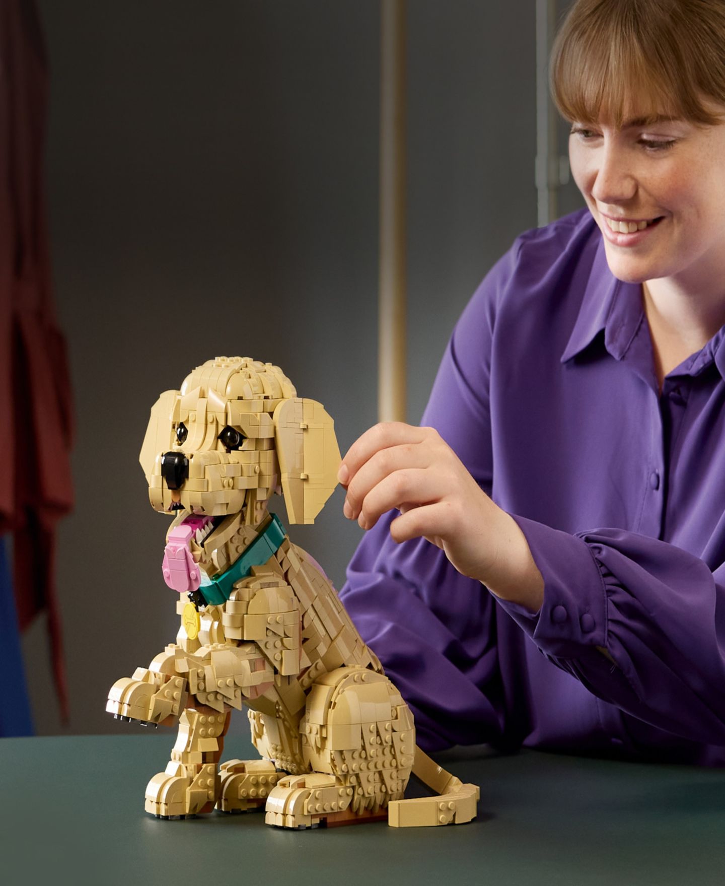 Детский конструктор LEGO® Icons Golden Retriever Puppy Building Set 11384, 2102 Pieces — фото 7