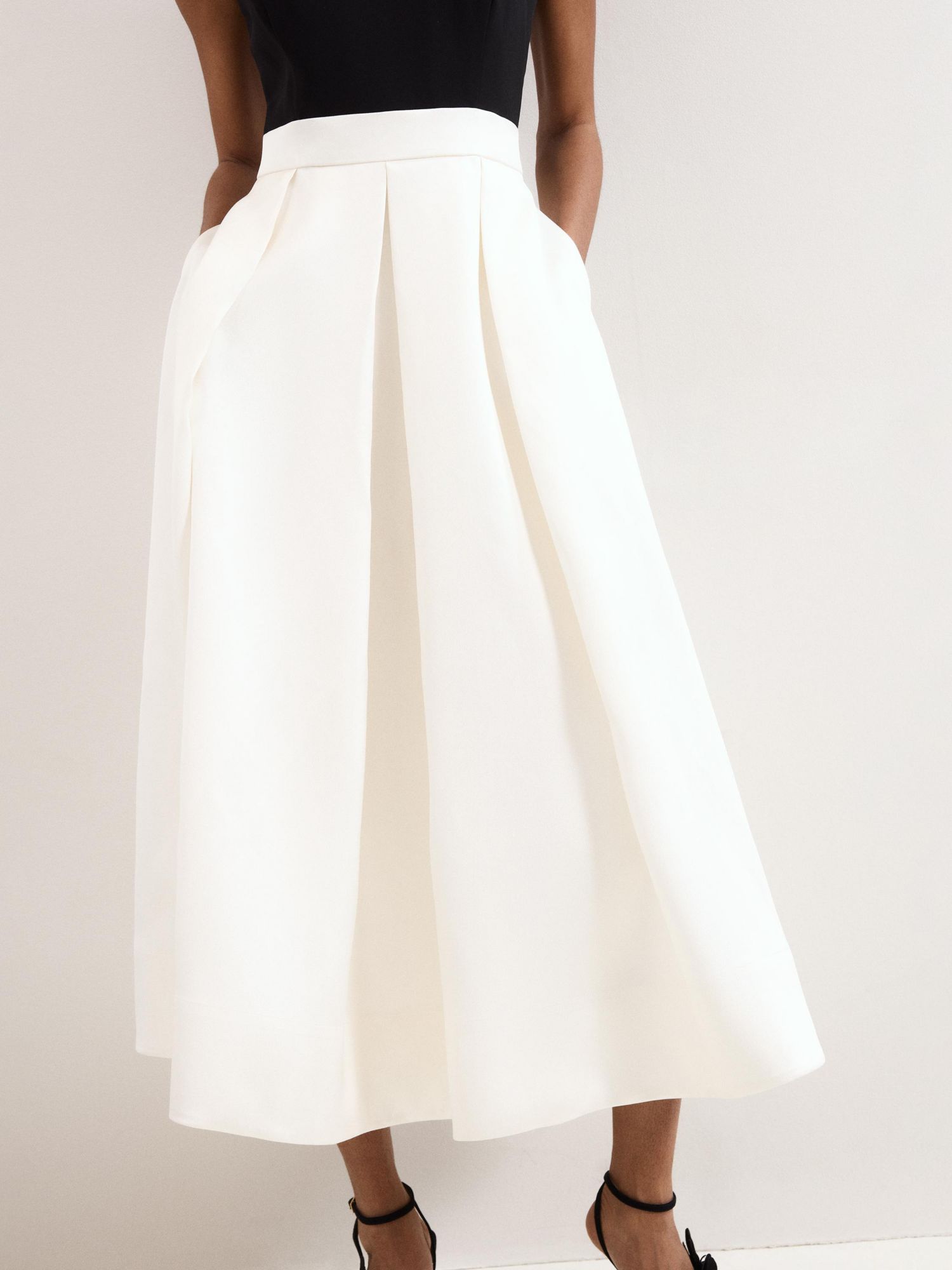 Women's Perla Satin Midi Dress