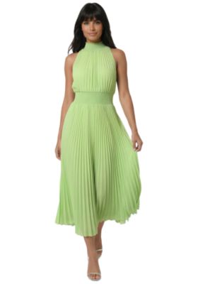 Women's Sleeveless Pleated Dress