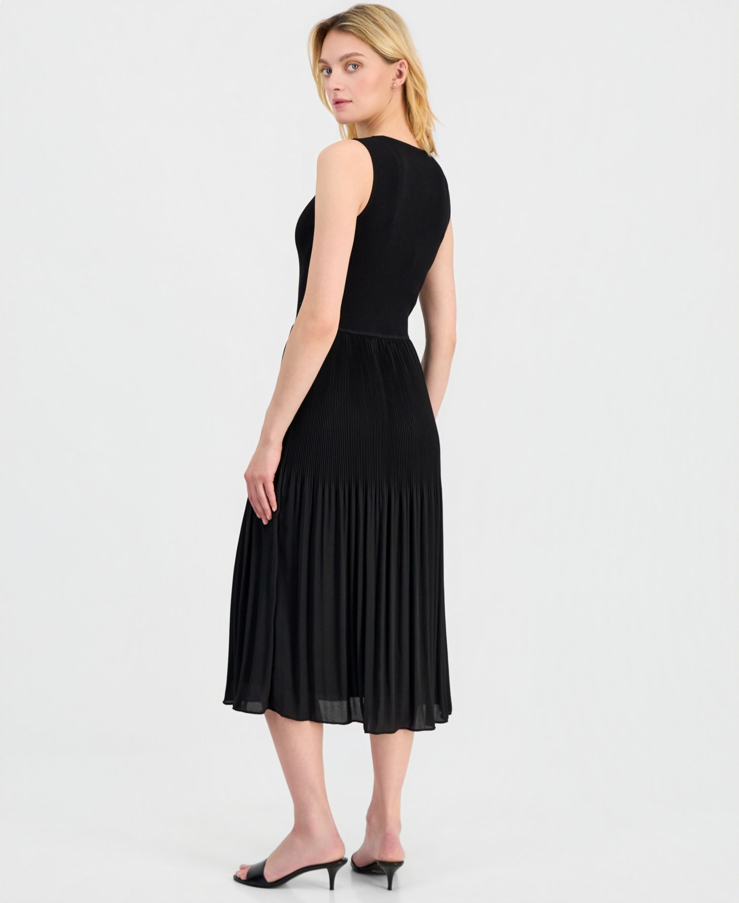 Women's Sleeveless Scoop-Neck Mixed Media Dress