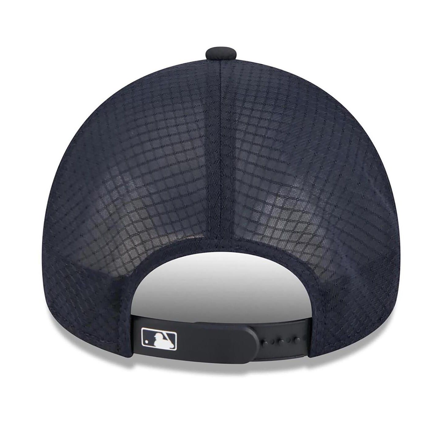 Мужская кепка New Era Navy Atlanta Braves 2026 Batting Practice Alternate Apex 9FORTY Adjustable Hat — фото 2