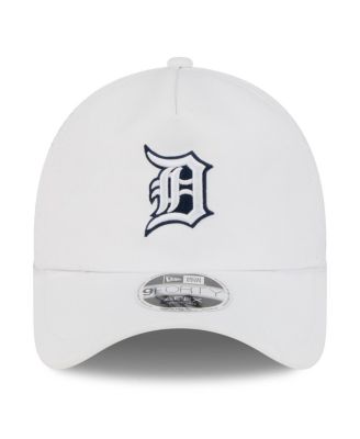 Men's White Detroit Tigers 2026 Batting Practice Apex 9FORTY Adjustable Trucker Hat